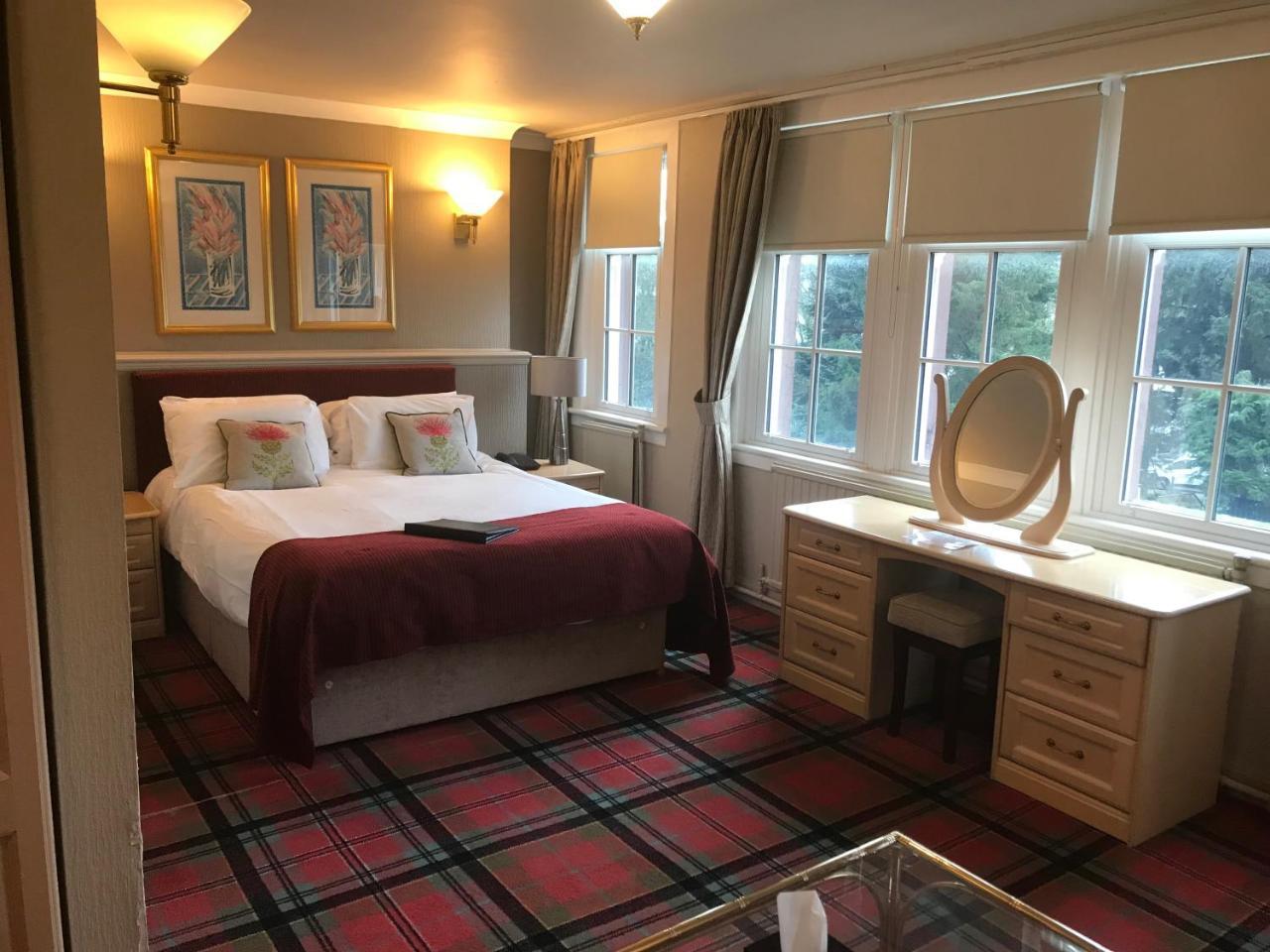 Kirkhouse Strathblane